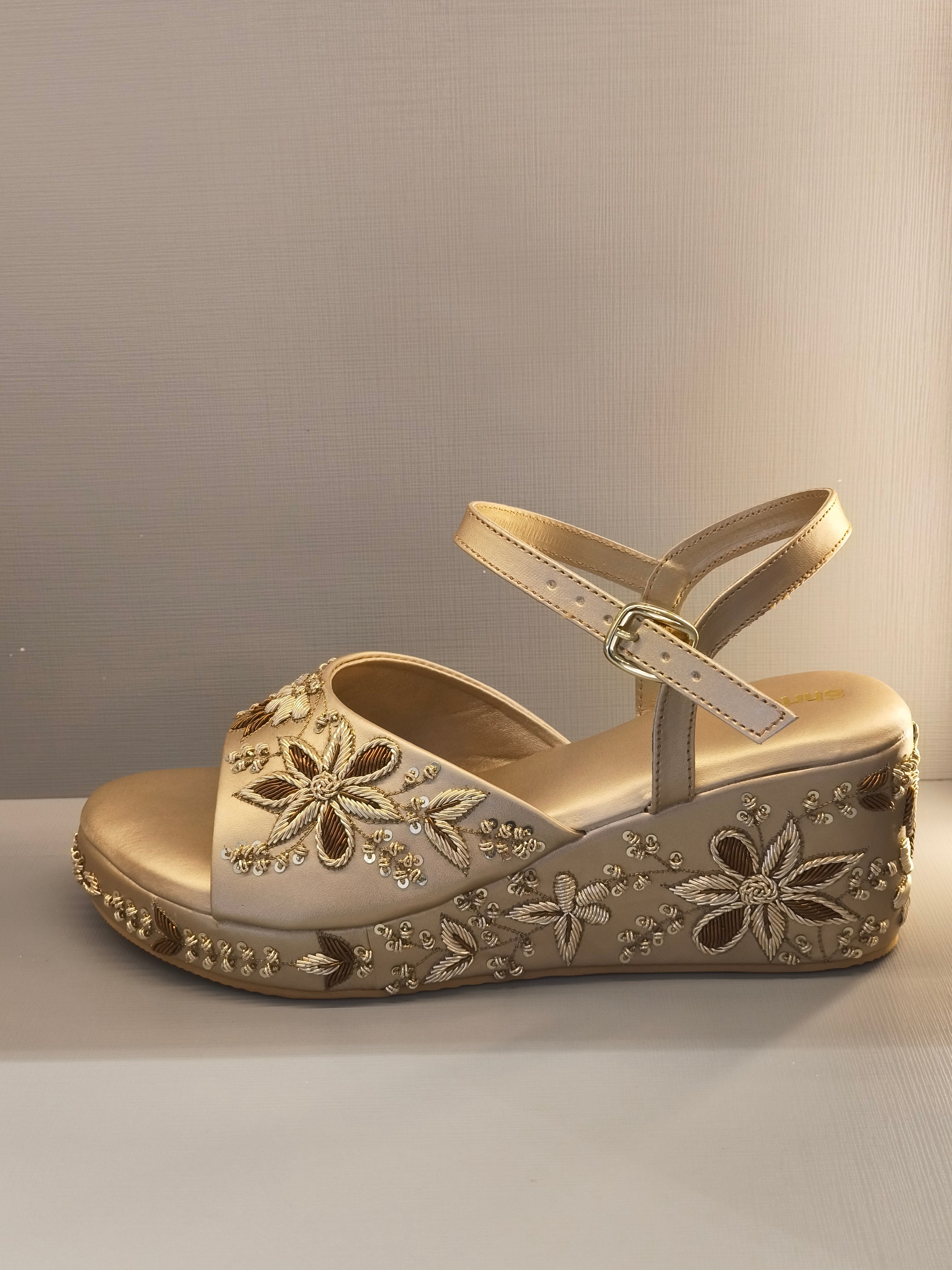 Valentino - Gold