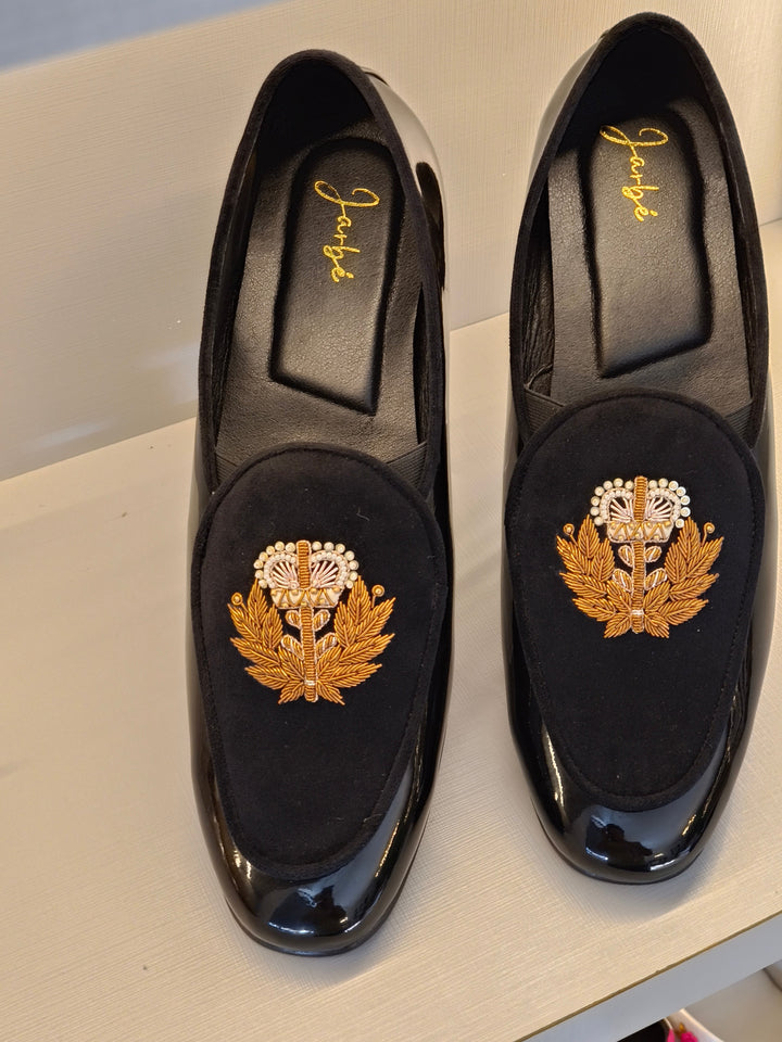 Deccan - Patent & Velvet