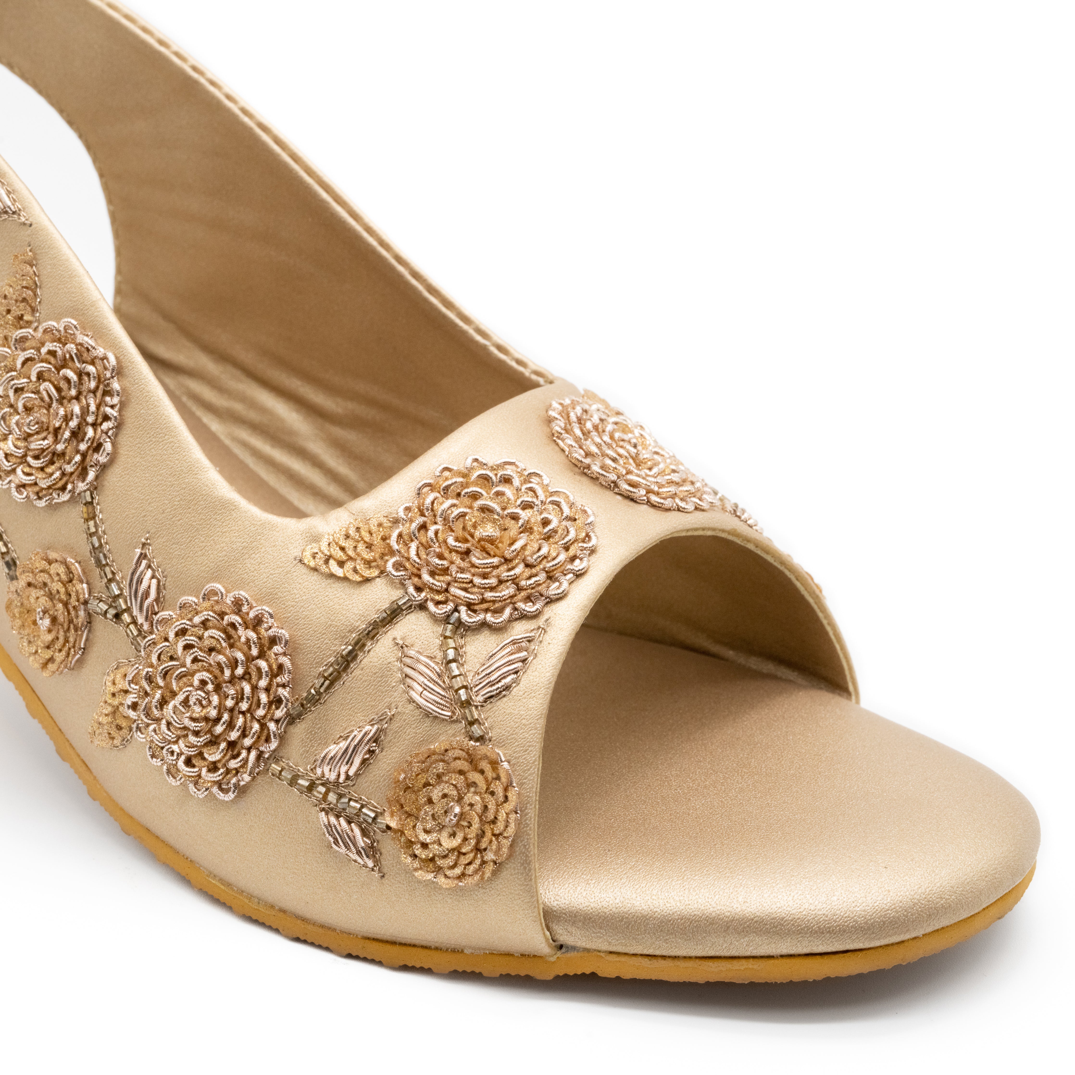 Aarna Heels