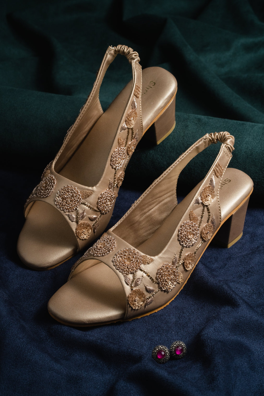 Aarna Heels