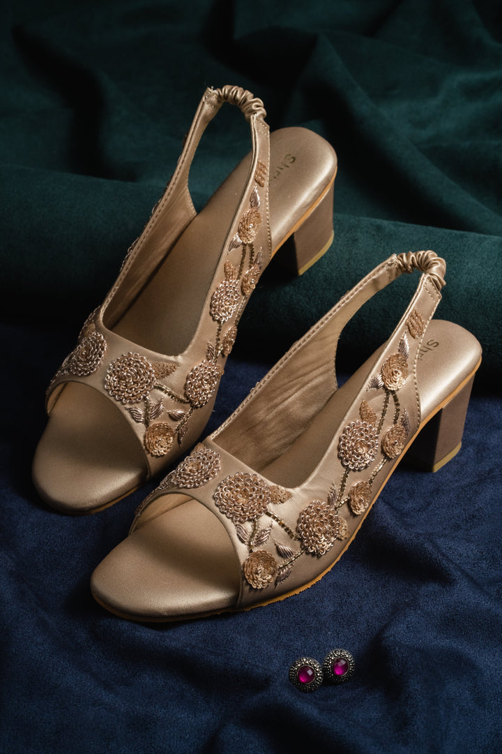 Aarna Heels