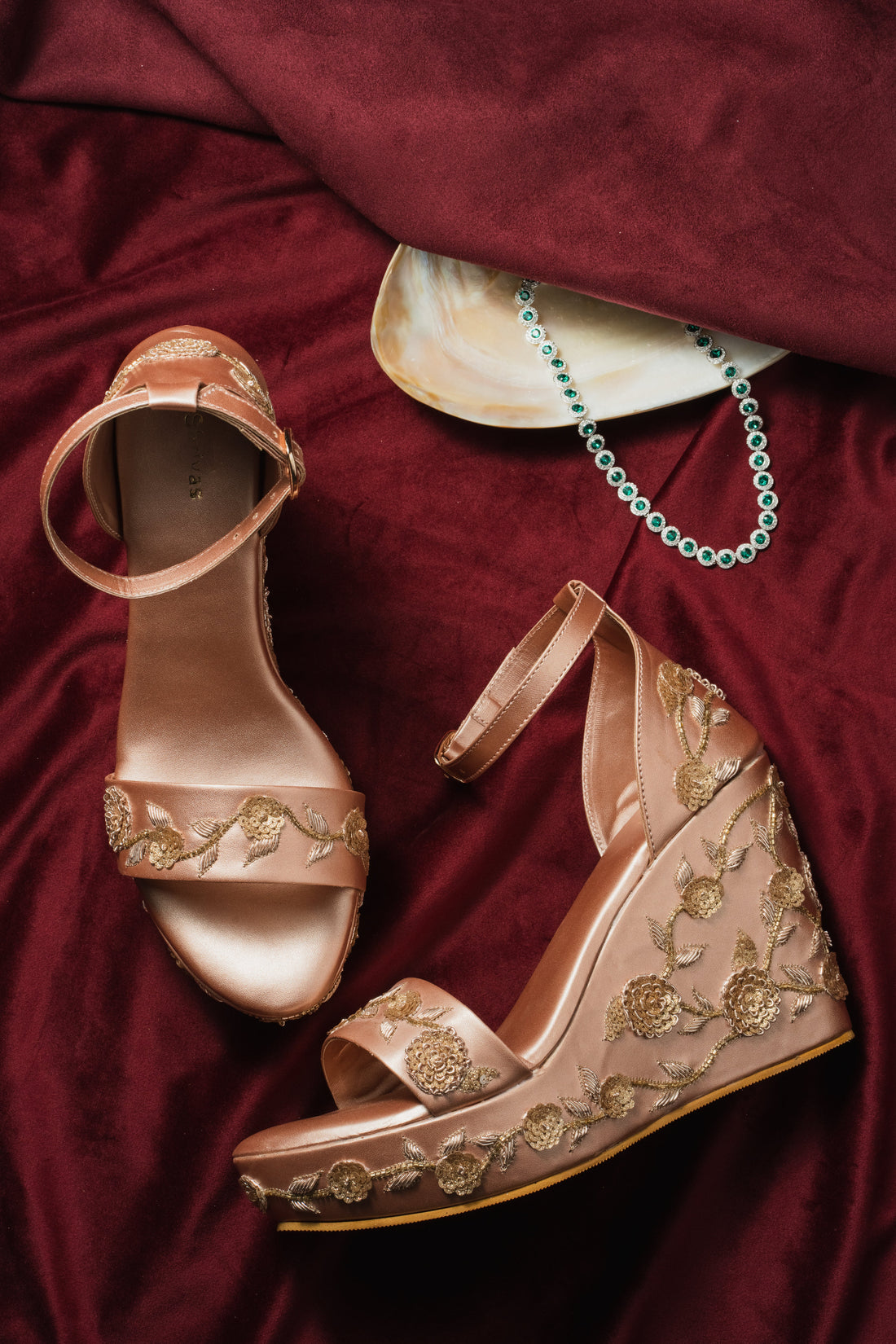 Aarna - Wedges