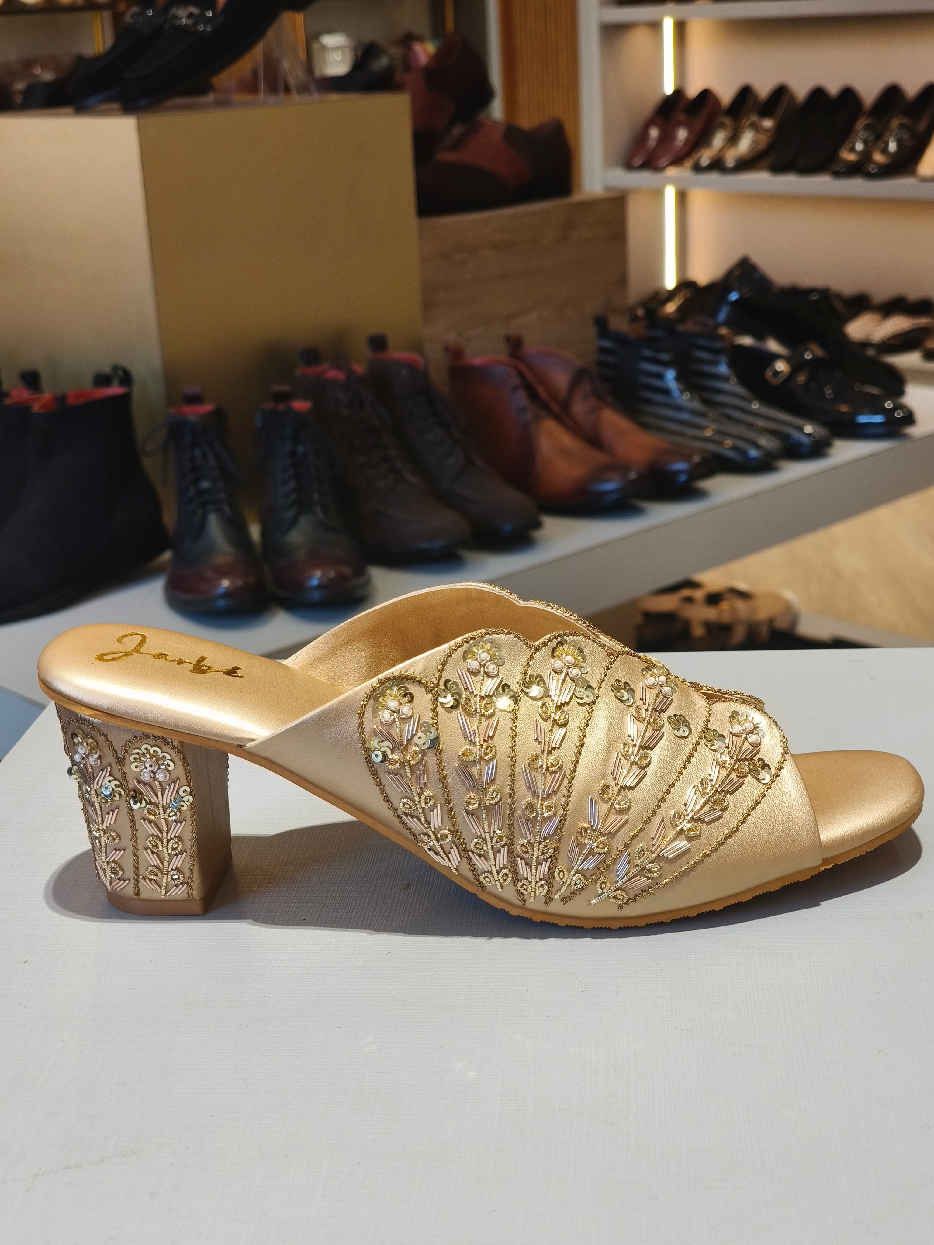 Zari - Gold